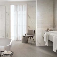 Carrelages marbre Marazzi dans une salle de bain
